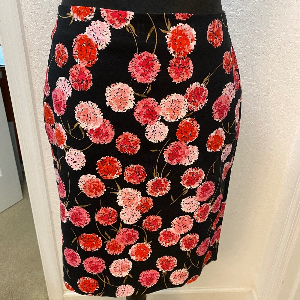 Talbot Skirt, Size 4, New‎